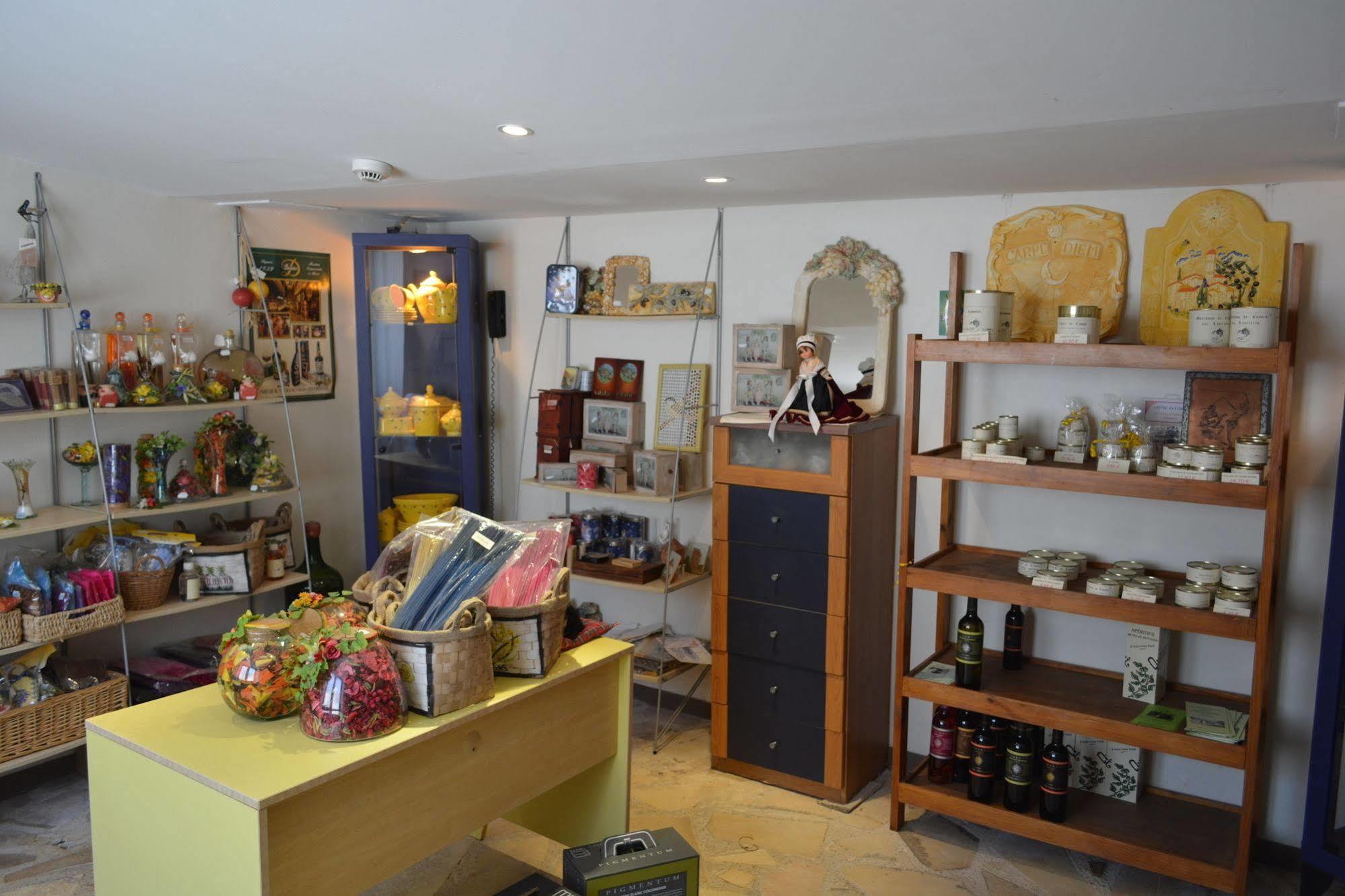 Bouziès Hotel Restaurant Les Falaises מראה חיצוני תמונה
